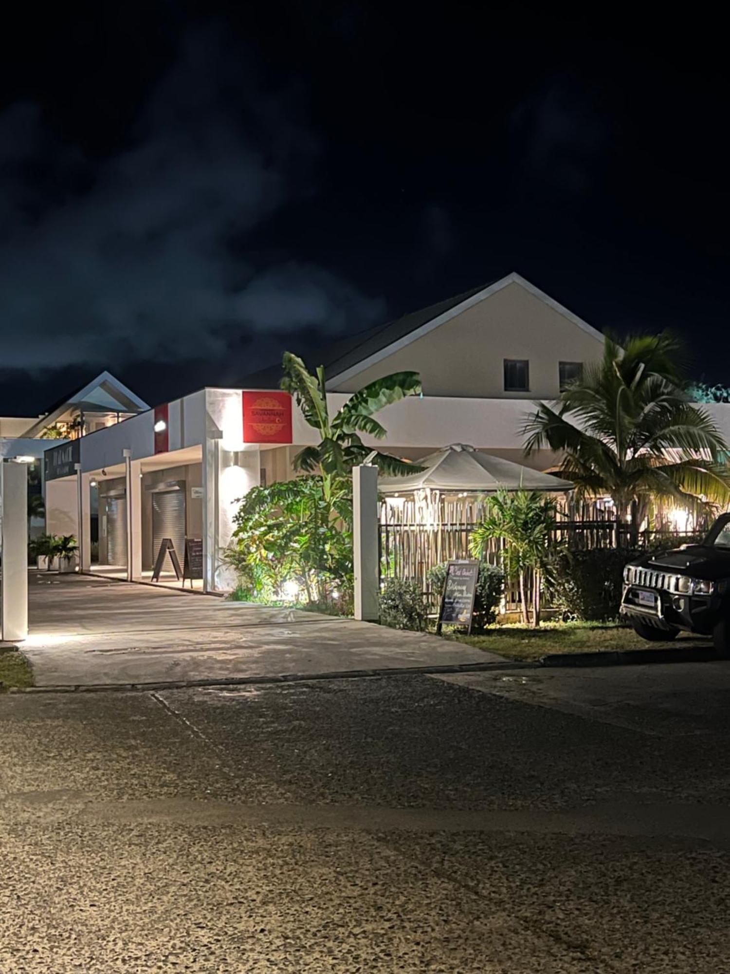 Appartement Spacieux Au Village Du Flamboyant Baie Nettle Exterior foto
